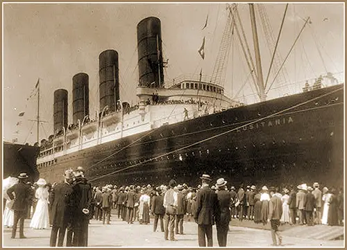Lusitania Arriving in N.Y. For the First Time, Sept. 13, 1907.