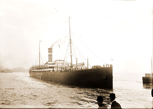 SS Noordam of the Holland-America Line circa 1910.