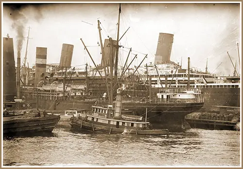 The SS Vaterland of the Hamburg-American Line at Hoboken Pier, 11 December 1914.