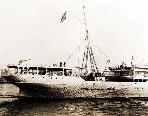 The SS Kroonland in Camouflage Paint During WWI.