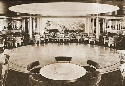 First Class Ballroom on the SS America (1940).