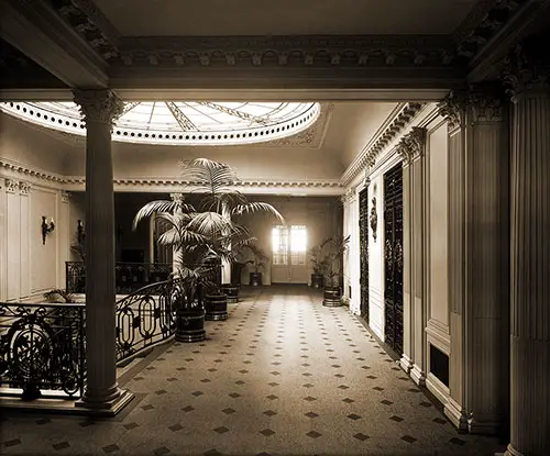 First Class Grand Entrance on the RMS Aquitania, 1914.