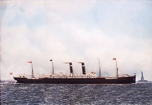 American Red Star Line Ocean Liner SS Finland in New York Harbor off the Statue of Liberty 1906.