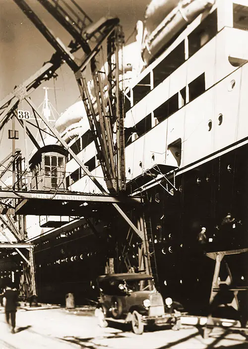 SS Saturnia (1927) at Port, 1930.