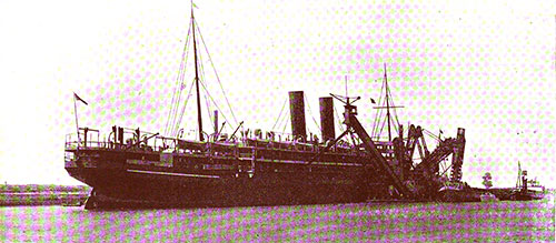 Coaling the SS Macedonia - Bunkering at Hook of Holland Coaling Station.