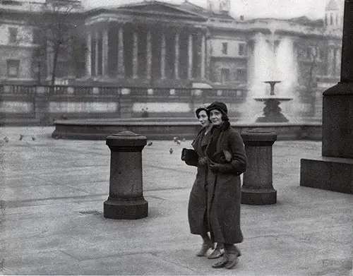 Women's Fashions on Trafalgar Square 1933.