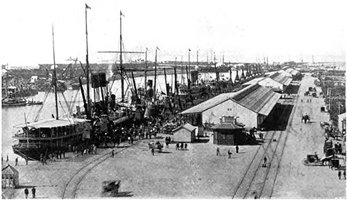 View of the Port of Buenos Aires circa 1907.