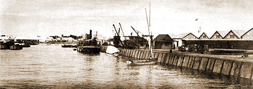Customs Wharf and Wareshouses at the Port of Biera circa 1907.