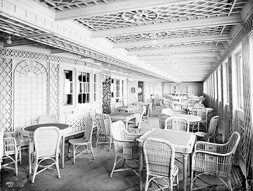 The Titanic's Café Parisien Before Climbing Plants Were Added to Its Trellised Walls.