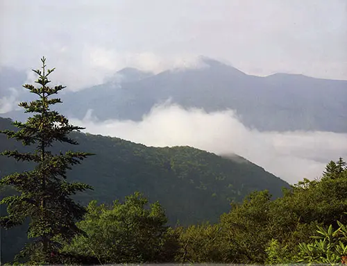 BACK COVER The majesty of the Great Smokies