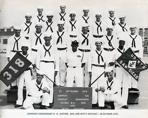 Company 72-318 Commander W. H. Dotson, BCC and Petty Officers, 30 October 1972