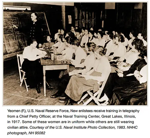 Yeomen (f.), US Naval Reserve Force, New Enlistees Receive Training in Telegraphy from a Chief Petty Officer, at the Naval Training Center, Great Lakes, Illinois, in 1917.