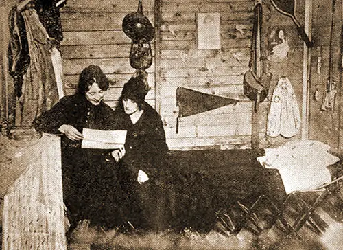 Photo of Signal Corps Telephone Girls in France.