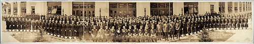 Yeomen (f) Welcoming the Secretary of Navy, Josephus Daniels, on Return to Washington from Overseas, New Navy Building, Washington, D.c., May 19, 1919.