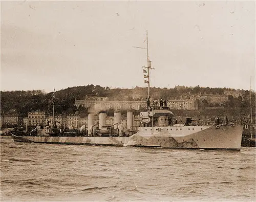 The USS Cassin (DD-43) Shown in Camuflag Leaving Queentown (Cobh), Ireland for Home, 1918.